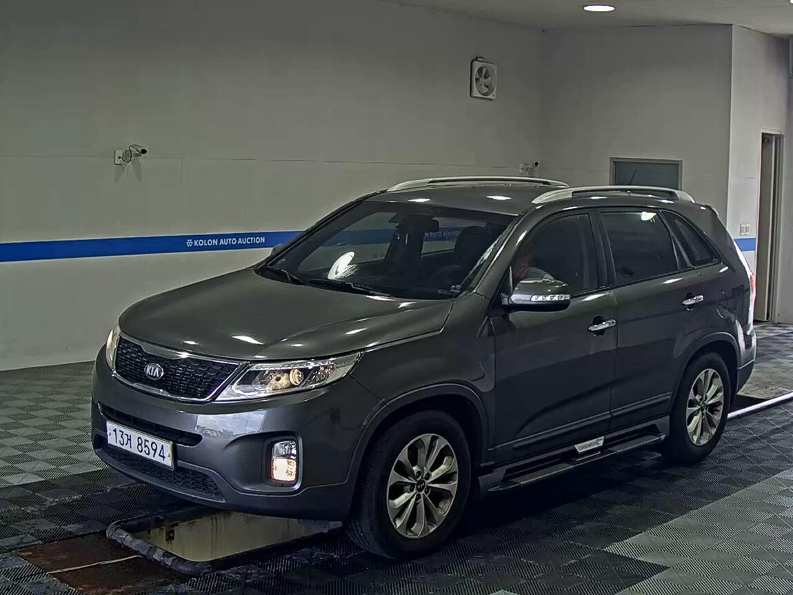 KIA NEW SORENTO R R2.0 2WD TLX 2013 - zdjęcie 2