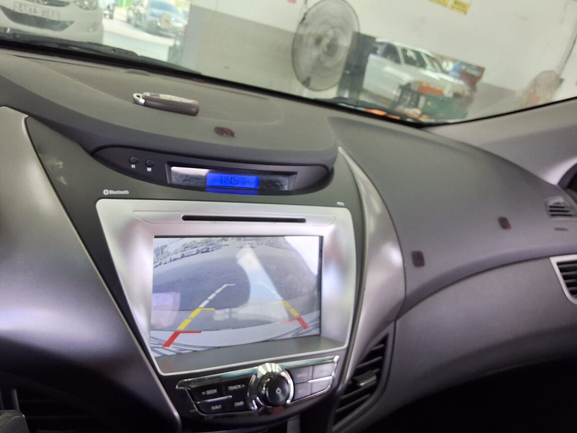 HYUNDAI AVANTE MD M16 GDi PREMIER 2012 - zdjęcie 17