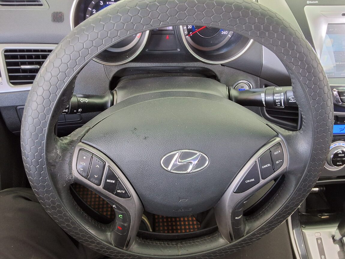 HYUNDAI AVANTE MD M16 GDi PREMIER 2012 - zdjęcie 18