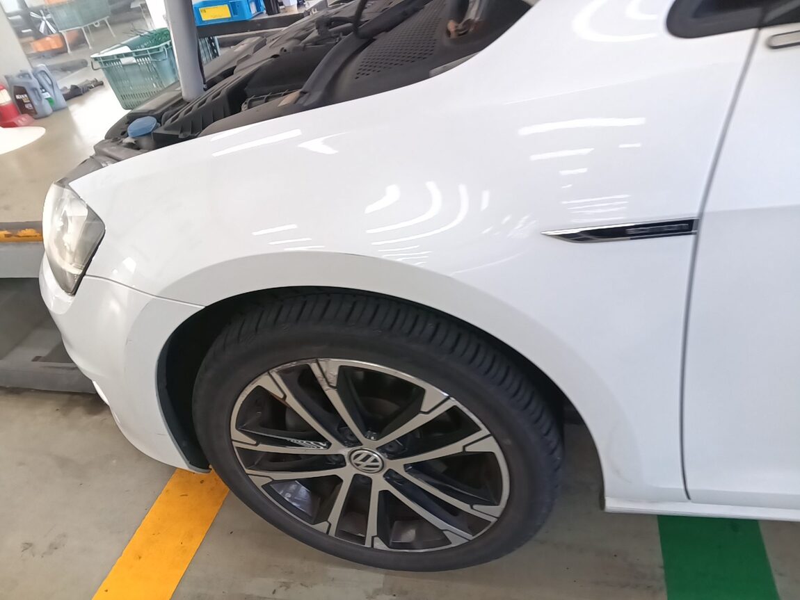 VOLKSWAGEN GOLF (7TH GEN) 2.0 TDI 40TH ANNIVERSARY EDITION 2015 - zdjęcie 27