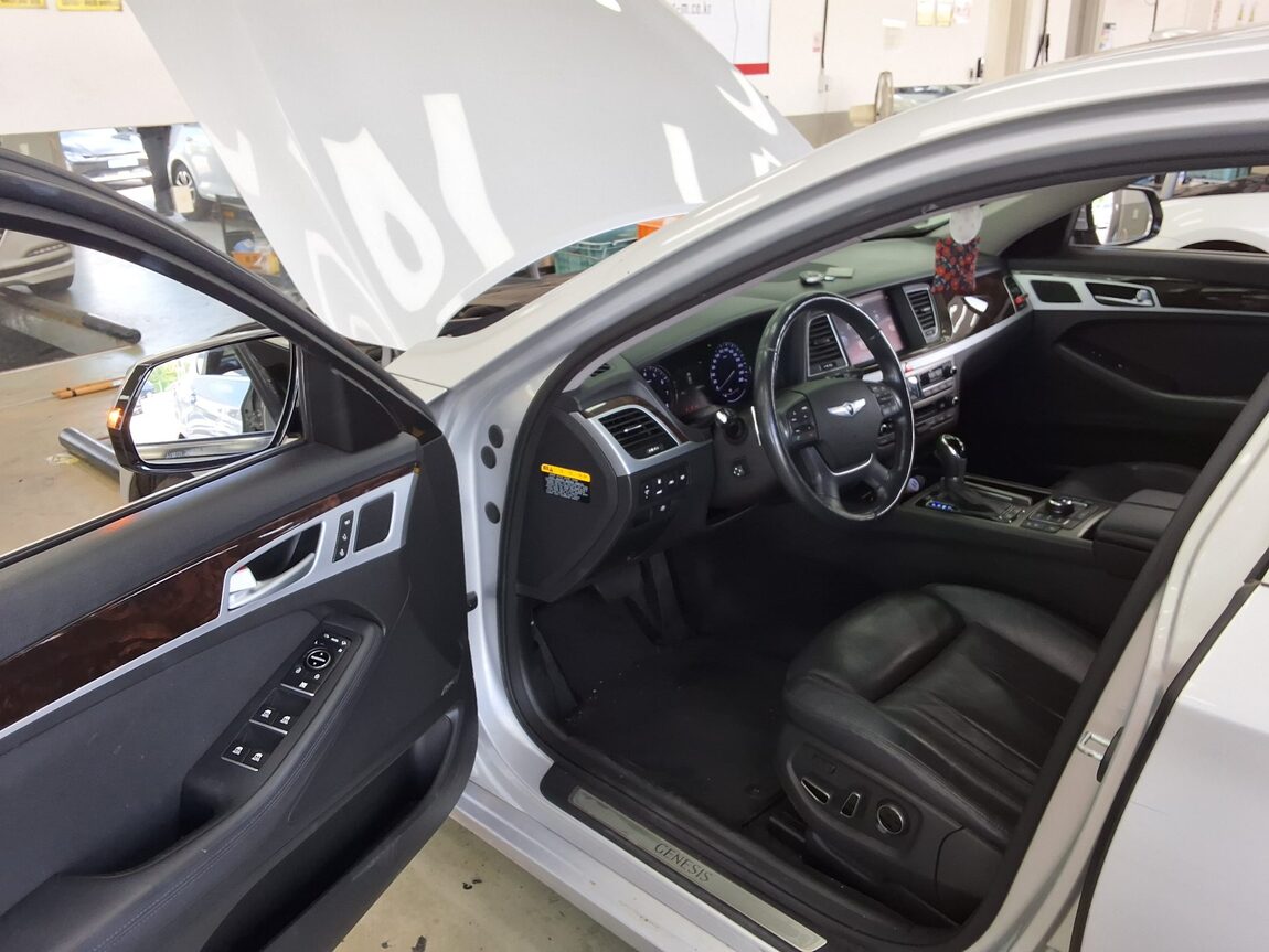 HYUNDAI GENESIS DH G330 AWD PREMIUM 2015 - zdjęcie 10