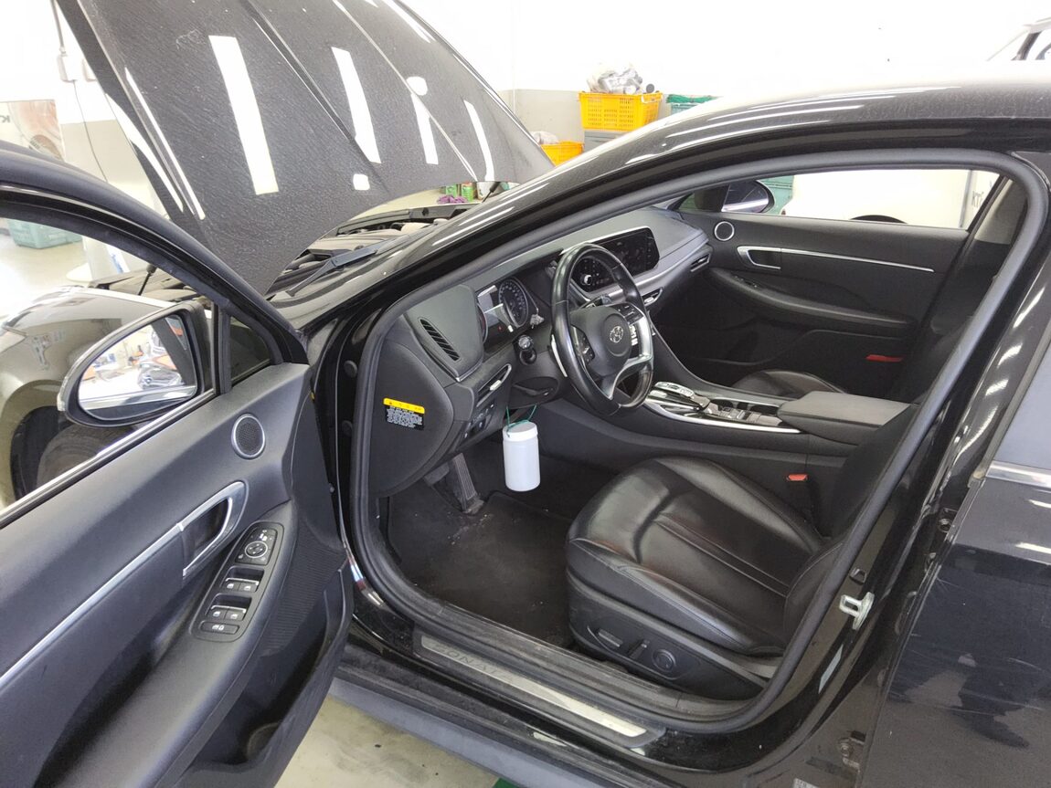 HYUNDAI SONATA (DN8) G2.0 PREMIUM FAMILY 2021 - zdjęcie 10