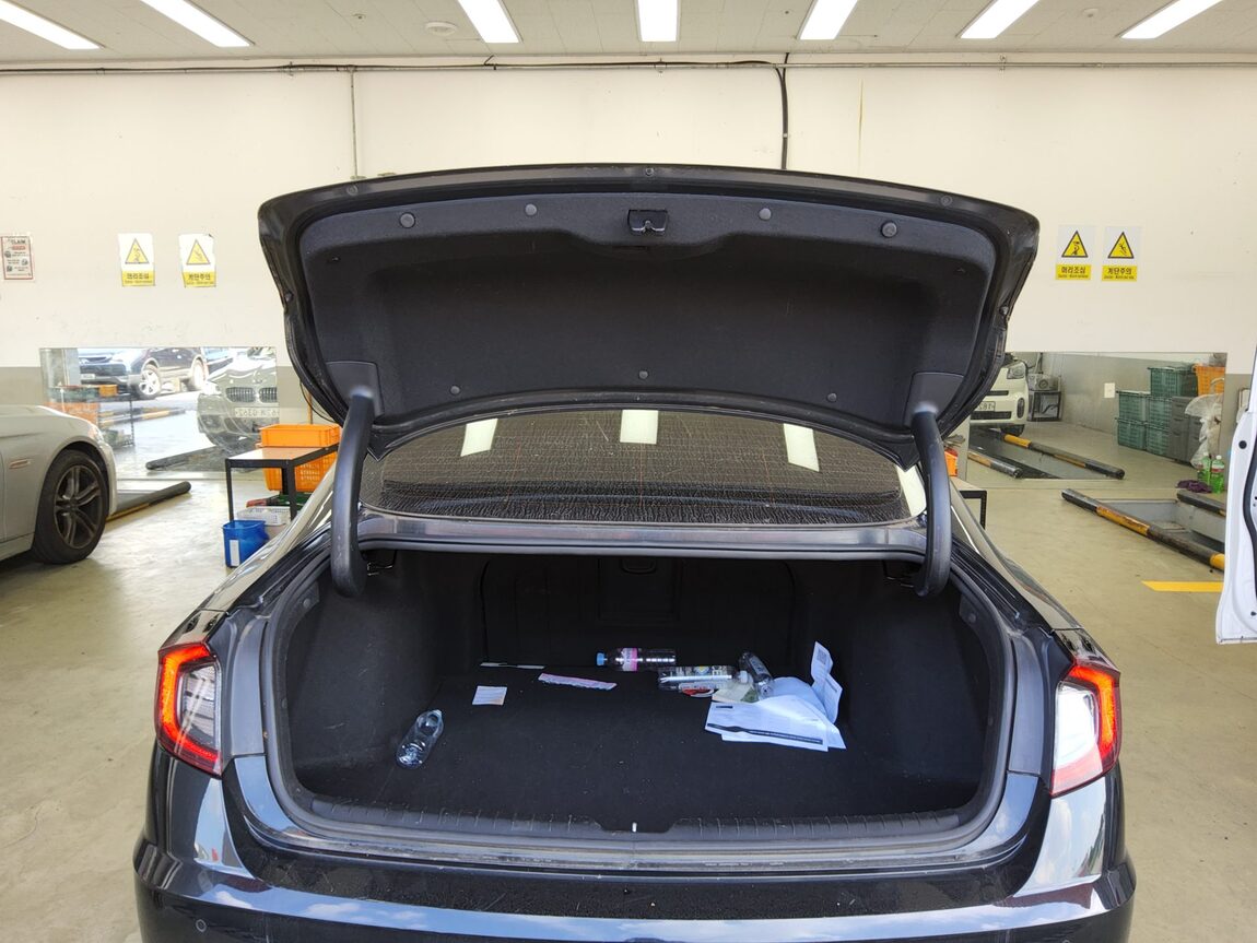 HYUNDAI SONATA (DN8) G2.0 PREMIUM FAMILY 2021 - zdjęcie 15