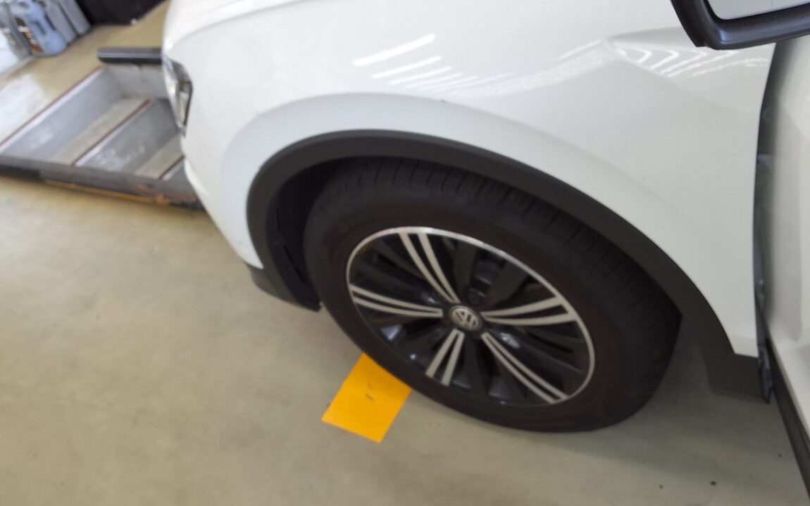 VOLKSWAGEN TIGUAN (2ND GEN) 2.0 TDI PRESTIGE 2018 - zdjęcie 24