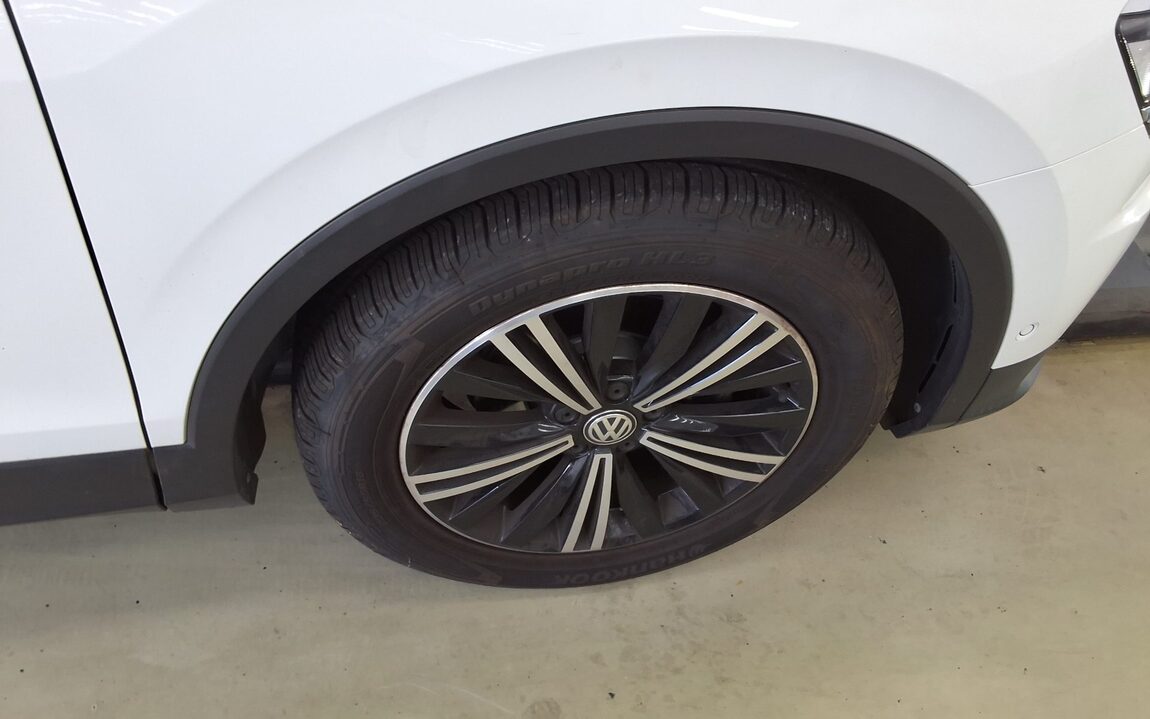 VOLKSWAGEN TIGUAN (2ND GEN) 2.0 TDI PRESTIGE 2018 - zdjęcie 26