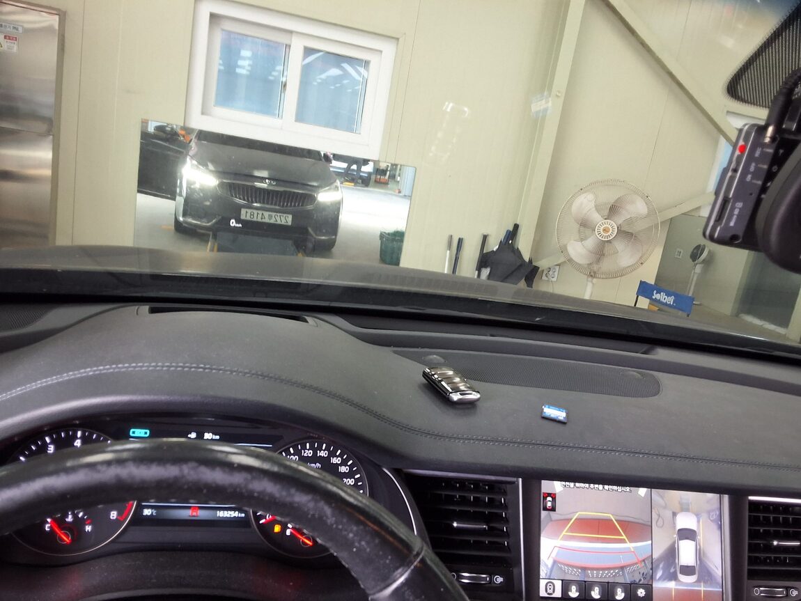 KIA ALL NEW K7 3.3 GDi NOBLESSE SPECIAL 2017 - zdjęcie 25