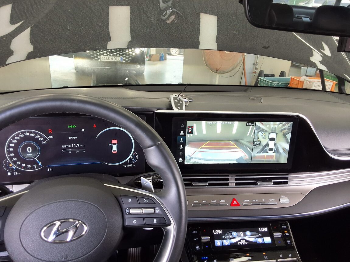 HYUNDAI THE NEW GRANDEUR IG GASOLINE 2.5 LE BLANC 2022 - zdjęcie 18