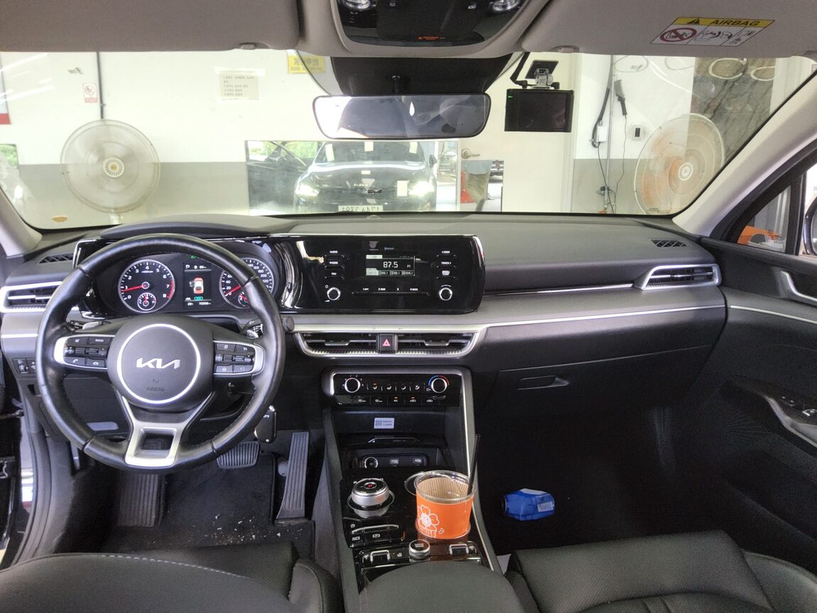 KIA NEW K5 (DL3) 2.0 GASOLINE TRENDY 2023 - zdjęcie 11