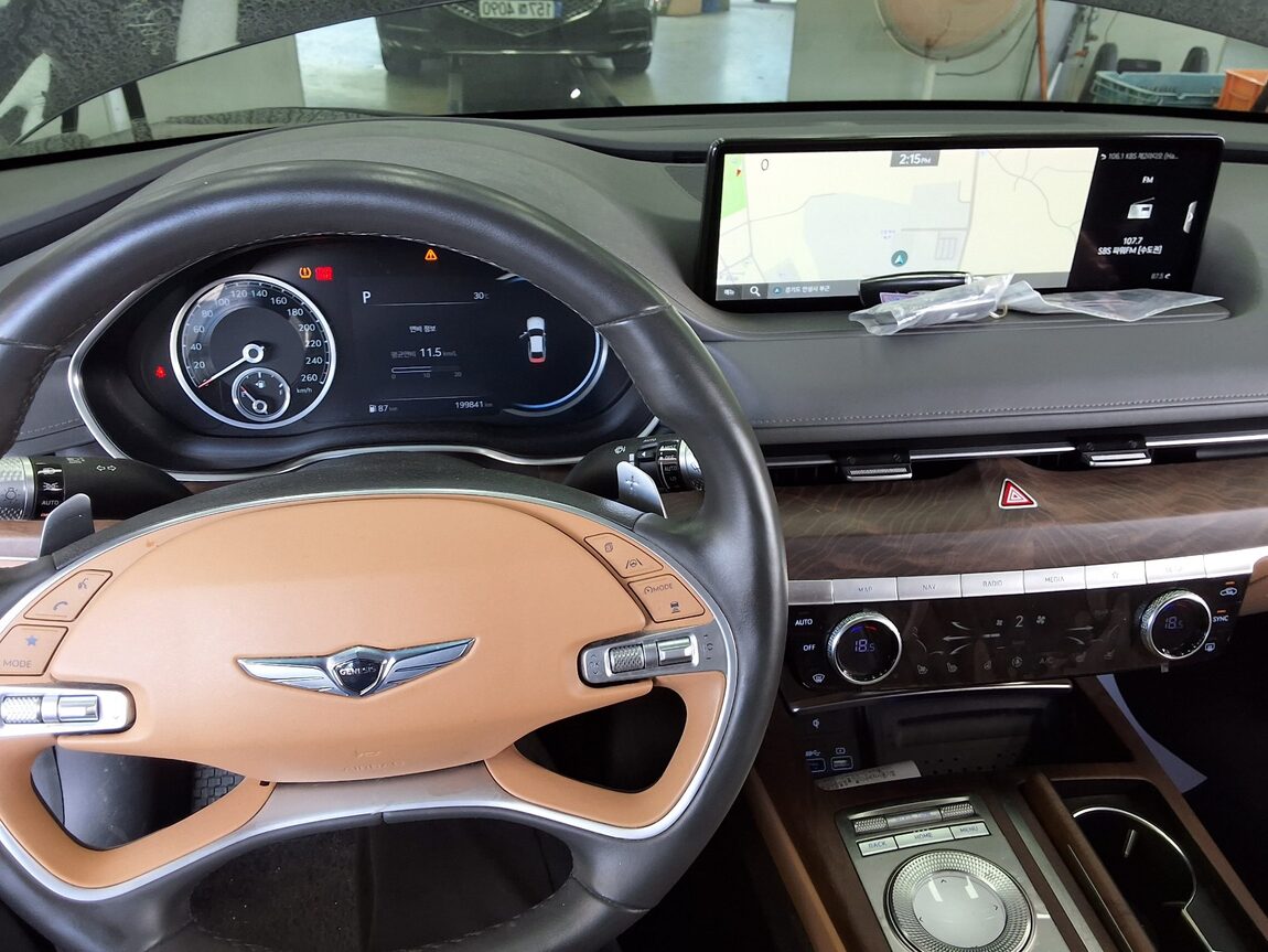 GENESIS THE ALL NEW G80 GASOLINE 2.5 AWD BASE MODEL 2021 - zdjęcie 17