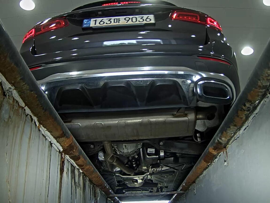 MERCEDES-BENZ GLC-CLASS GLC 300e 4MATIC 2021 - zdjęcie 8