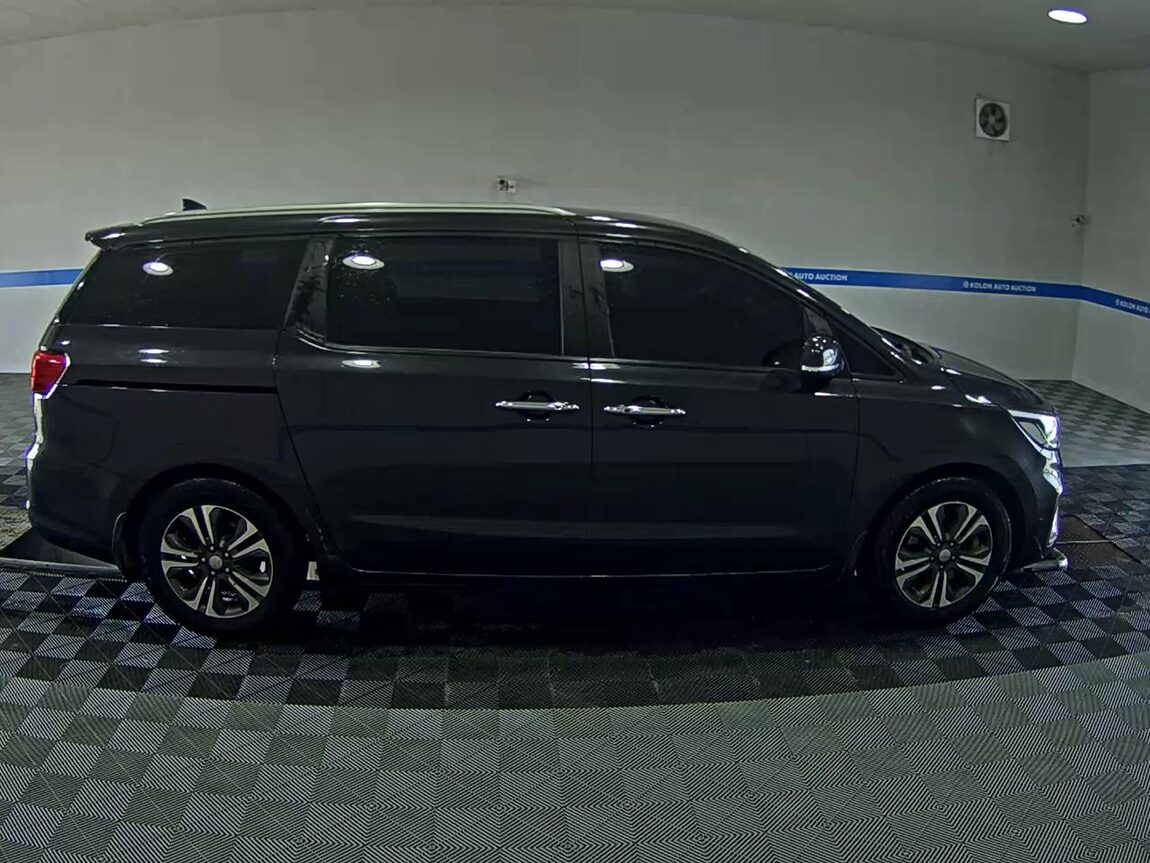 KIA THE NEW CARNIVAL 9-SEATER DIESEL LUXURY 2020 - zdjęcie 4