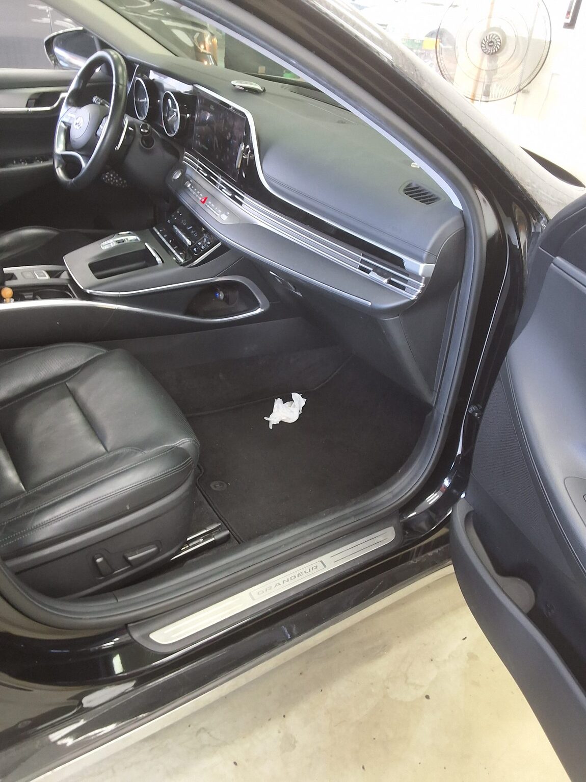 HYUNDAI THE NEW GRANDEUR IG GASOLINE 2.5 PREMIUM 2020 - zdjęcie 14