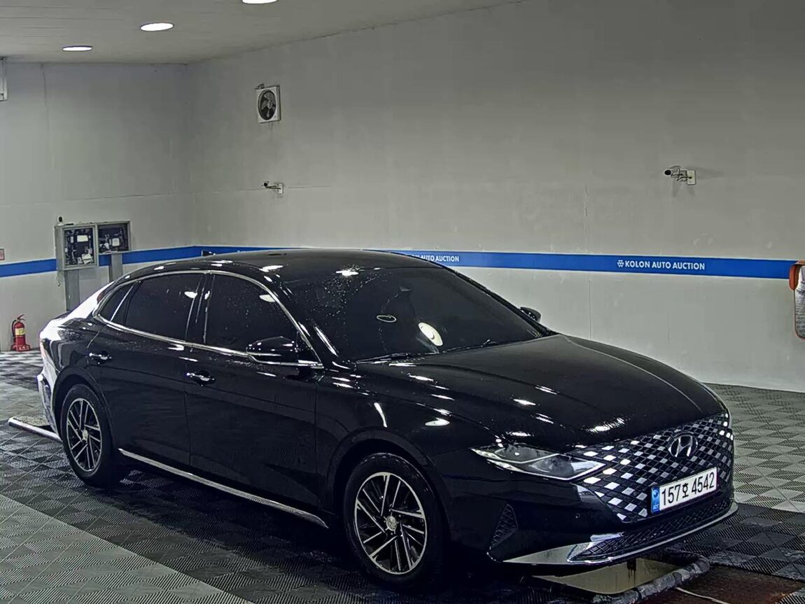 HYUNDAI THE NEW GRANDEUR IG GASOLINE 2.5 PREMIUM 2020 - zdjęcie 3