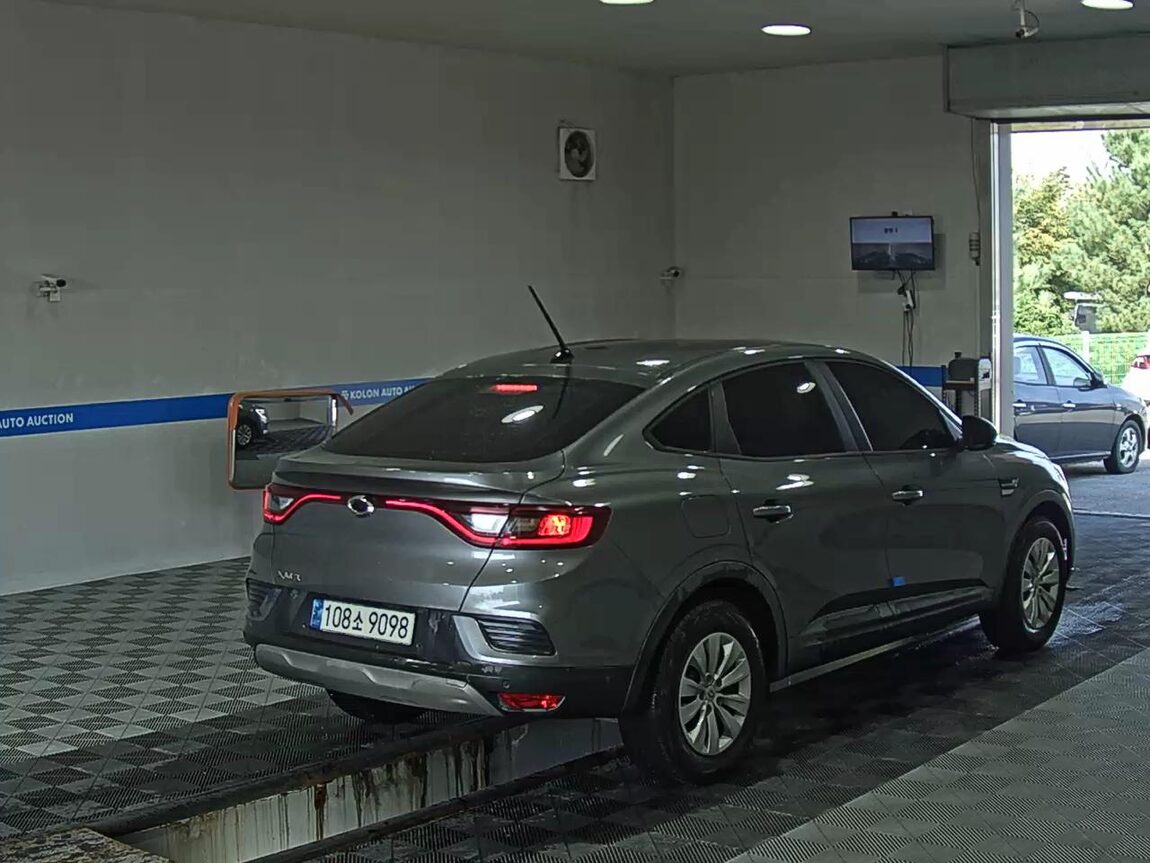 RENAULT (SAMSUNG) XM3 1.6 GTe LE 2022 - zdjęcie 5