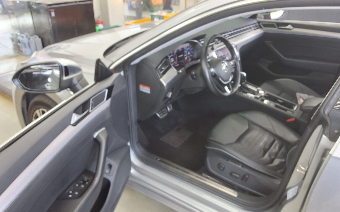 VOLKSWAGEN ARTEON 2.0 TDI ELEGANCE PREMIUM 2019 - zdjęcie 10