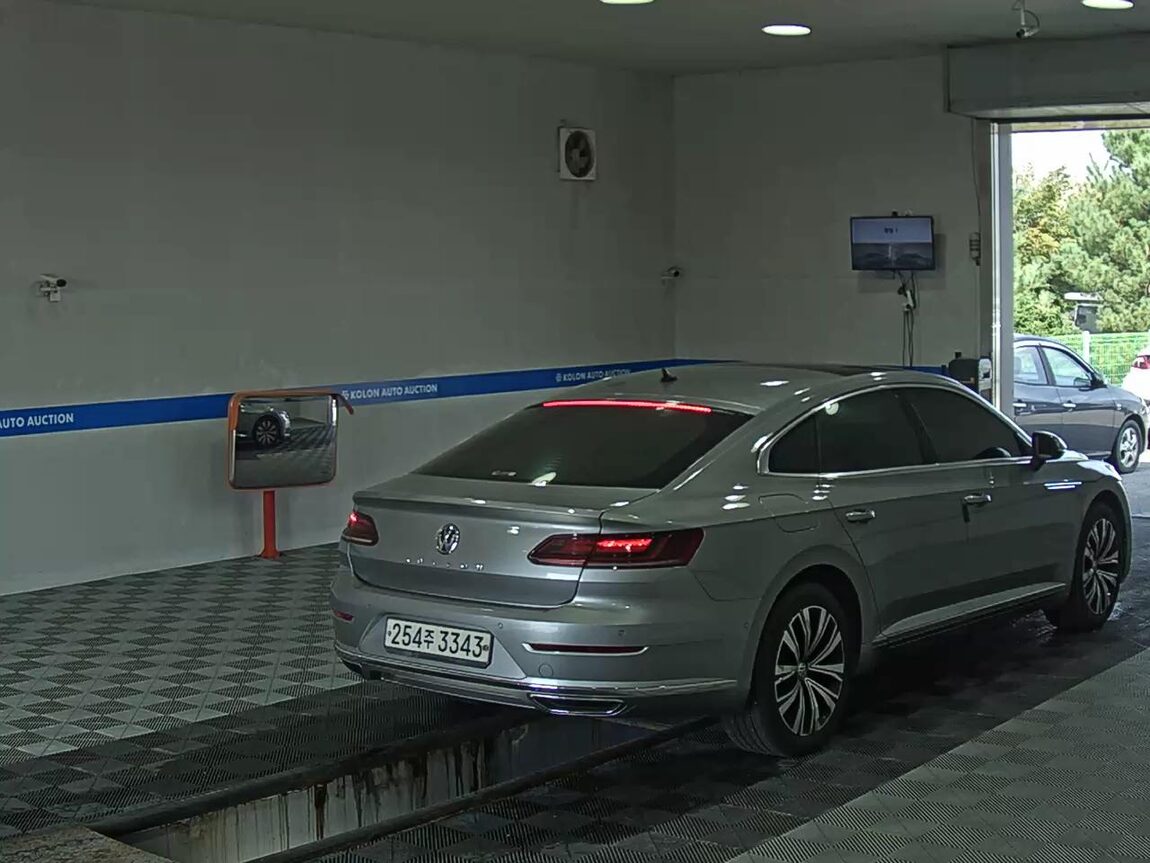 VOLKSWAGEN ARTEON 2.0 TDI ELEGANCE PREMIUM 2019 - zdjęcie 5