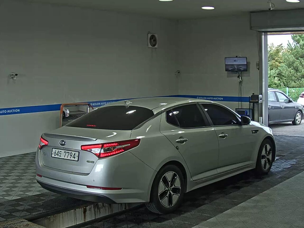 KIA K5 HYBRID PRESTIGE 2013 - zdjęcie 5
