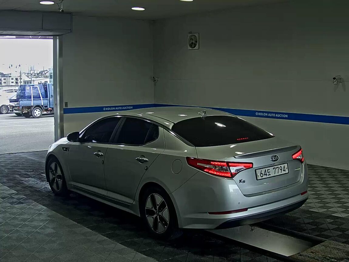 KIA K5 HYBRID PRESTIGE 2013 - zdjęcie 6
