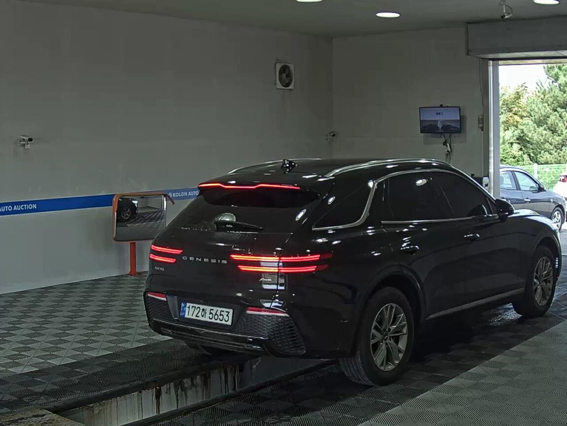 GENESIS GV70 2.2 DIESEL AWD BASE MODEL 2023 - zdjęcie 5