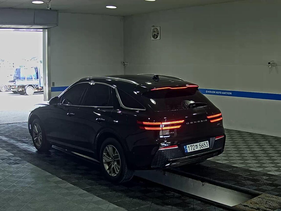 GENESIS GV70 2.2 DIESEL AWD BASE MODEL 2023 - zdjęcie 6