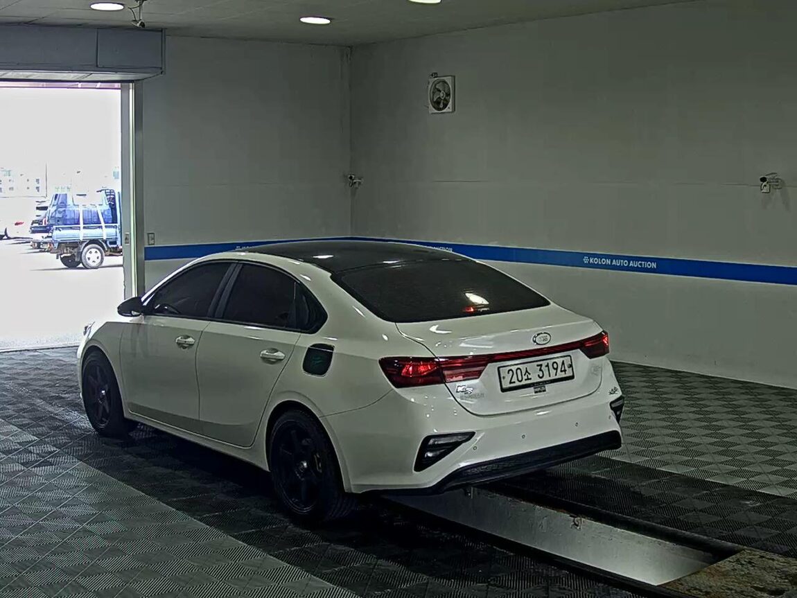 KIA ALL NEW K3 1.6 GASOLINE LUXURY 2019 - zdjęcie 6