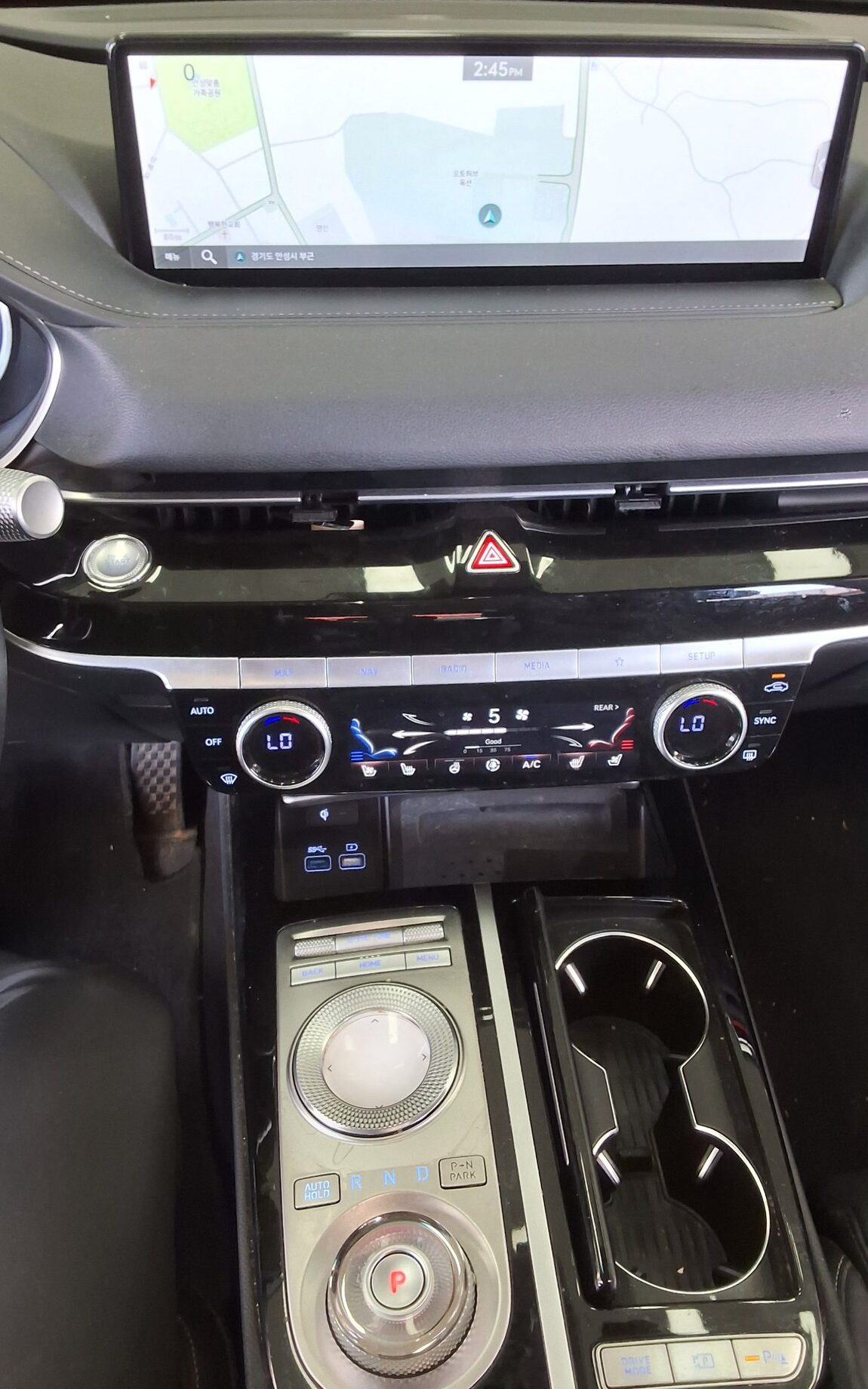 GENESIS THE ALL NEW G80 GASOLINE 2.5 2WD BASE MODEL 2022 - zdjęcie 18