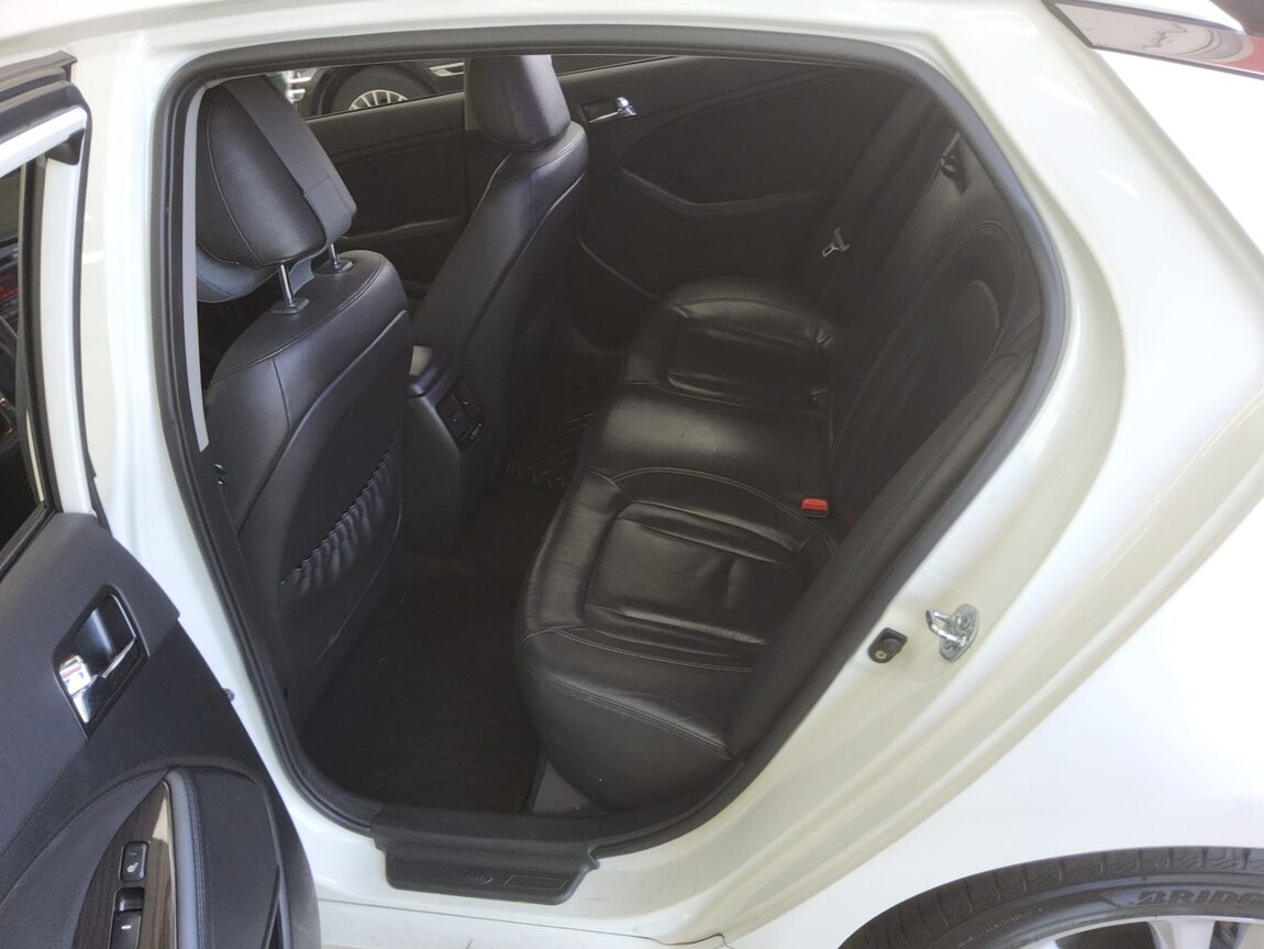 KIA K5 2.0 CVVT LUXURY 2011 - zdjęcie 12