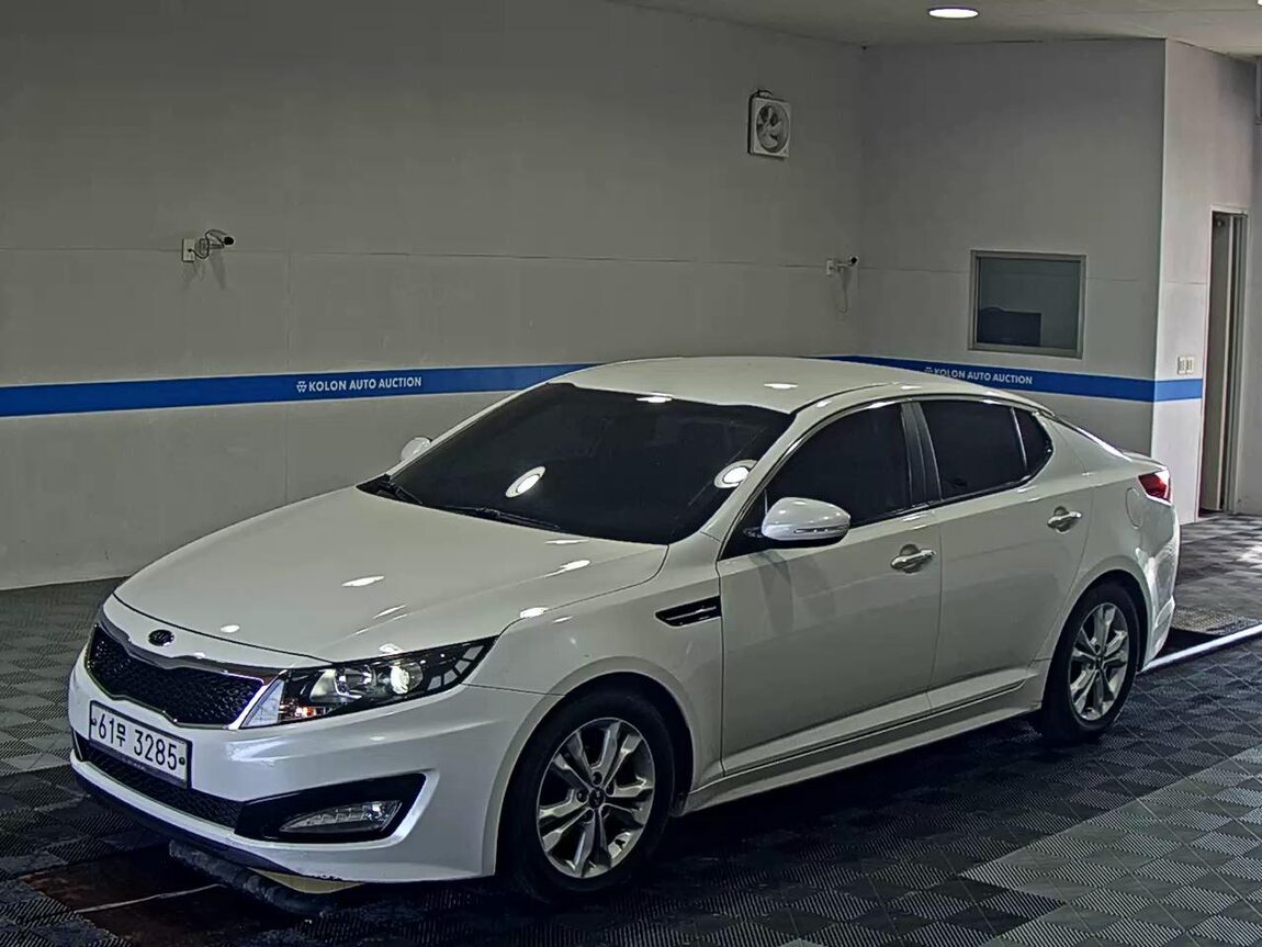KIA K5 2.0 CVVT LUXURY 2011 - zdjęcie 2