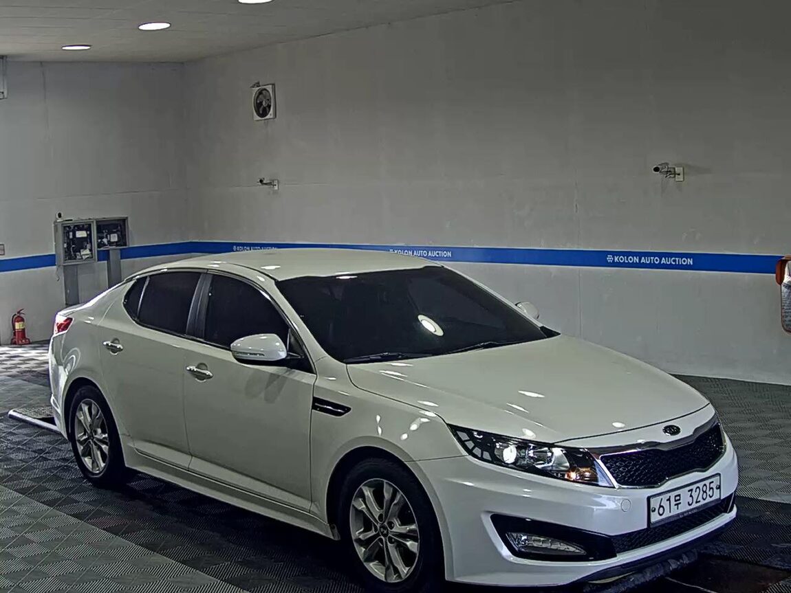 KIA K5 2.0 CVVT LUXURY 2011 - zdjęcie 3