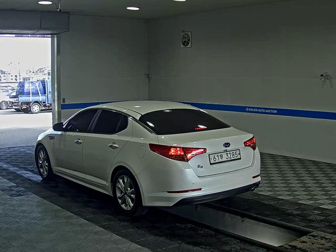 KIA K5 2.0 CVVT LUXURY 2011 - zdjęcie 6