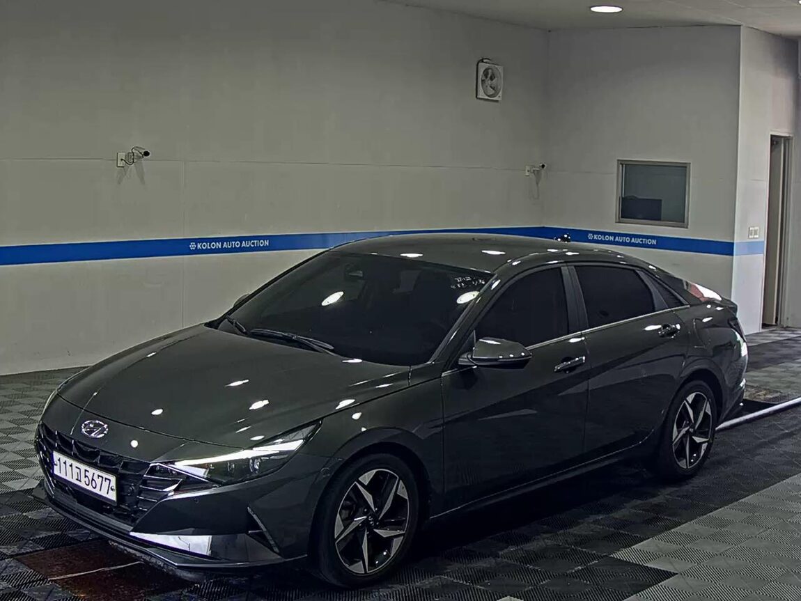 HYUNDAI AVANTE (CN7) 1.6 GASOLINE INSPIRATION 2021 - zdjęcie 2