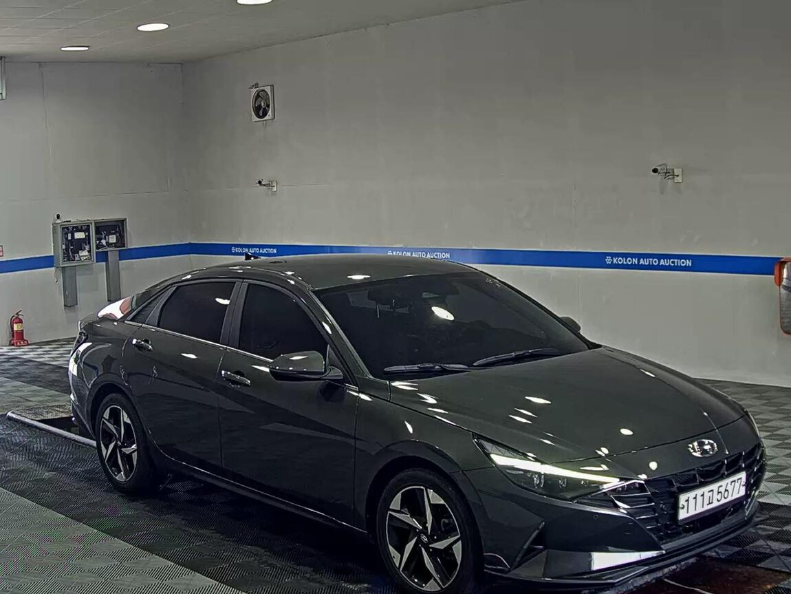 HYUNDAI AVANTE (CN7) 1.6 GASOLINE INSPIRATION 2021 - zdjęcie 3