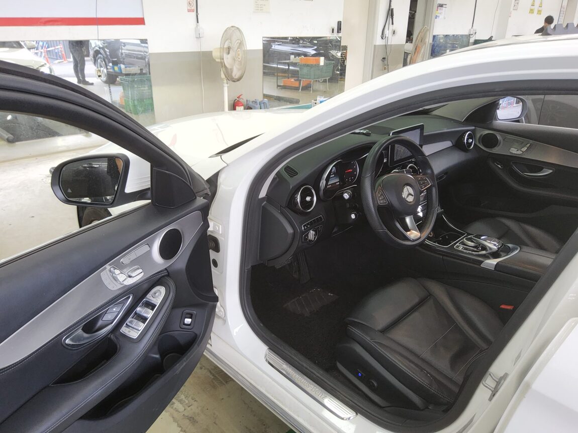 MERCEDES-BENZ C-CLASS (4TH GEN) C220 CDI BLUETEC AVANTGARDE 2015 - zdjęcie 10