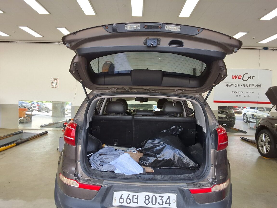 KIA SPORTAGE R DIESEL R2.0 2WD TLX LUXURY MODEL 2012 - zdjęcie 15