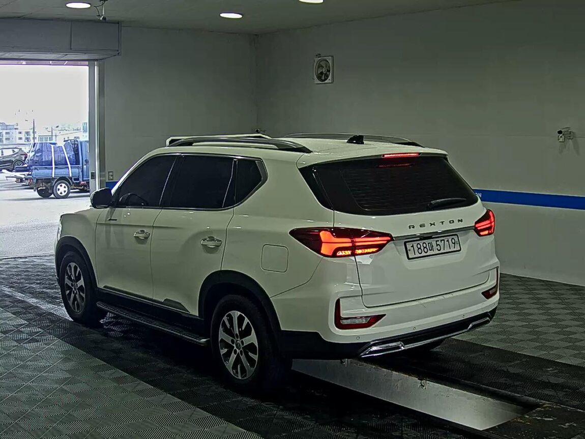 KG MOBILITY (SSANGYONG) ALL NEW REXTON 2.2 2WD LUXURY 2021 - zdjęcie 6