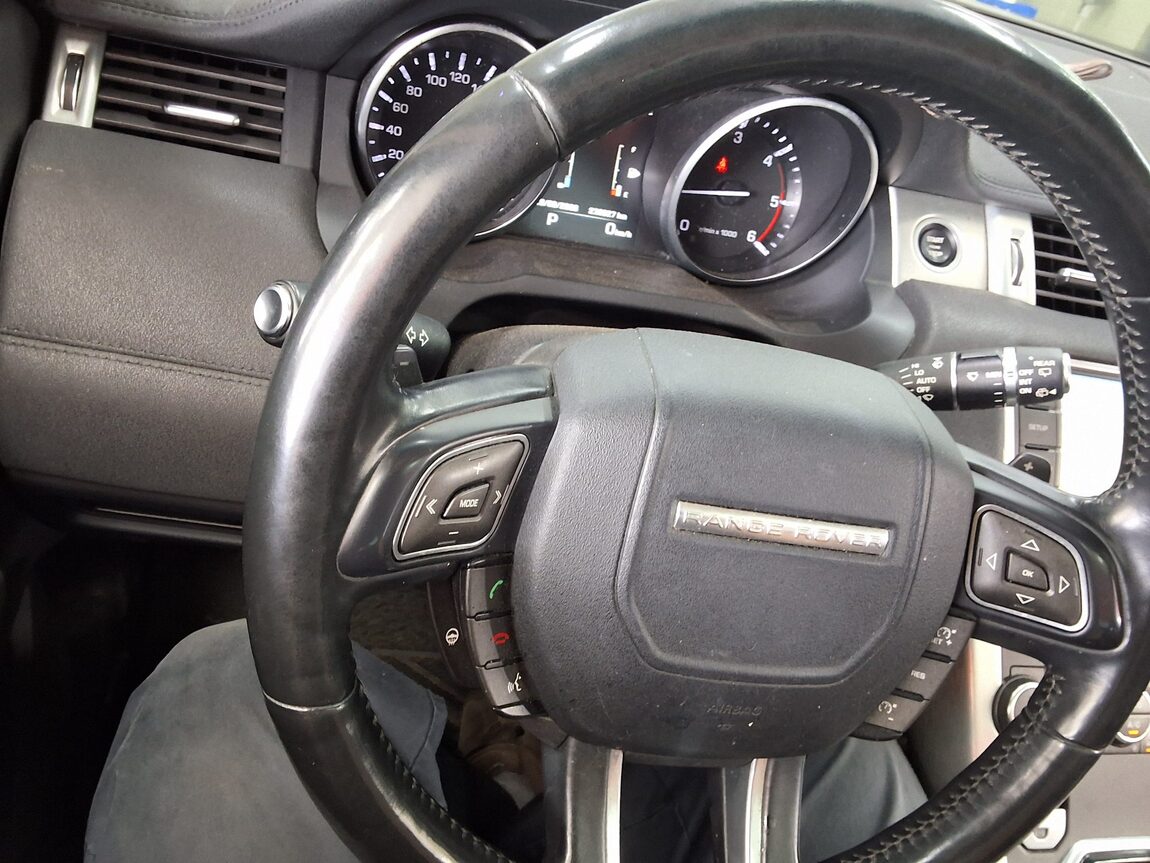 LAND ROVER RANGE ROVER EVOQUE 2.2 SD4 PURE 2014 - zdjęcie 23
