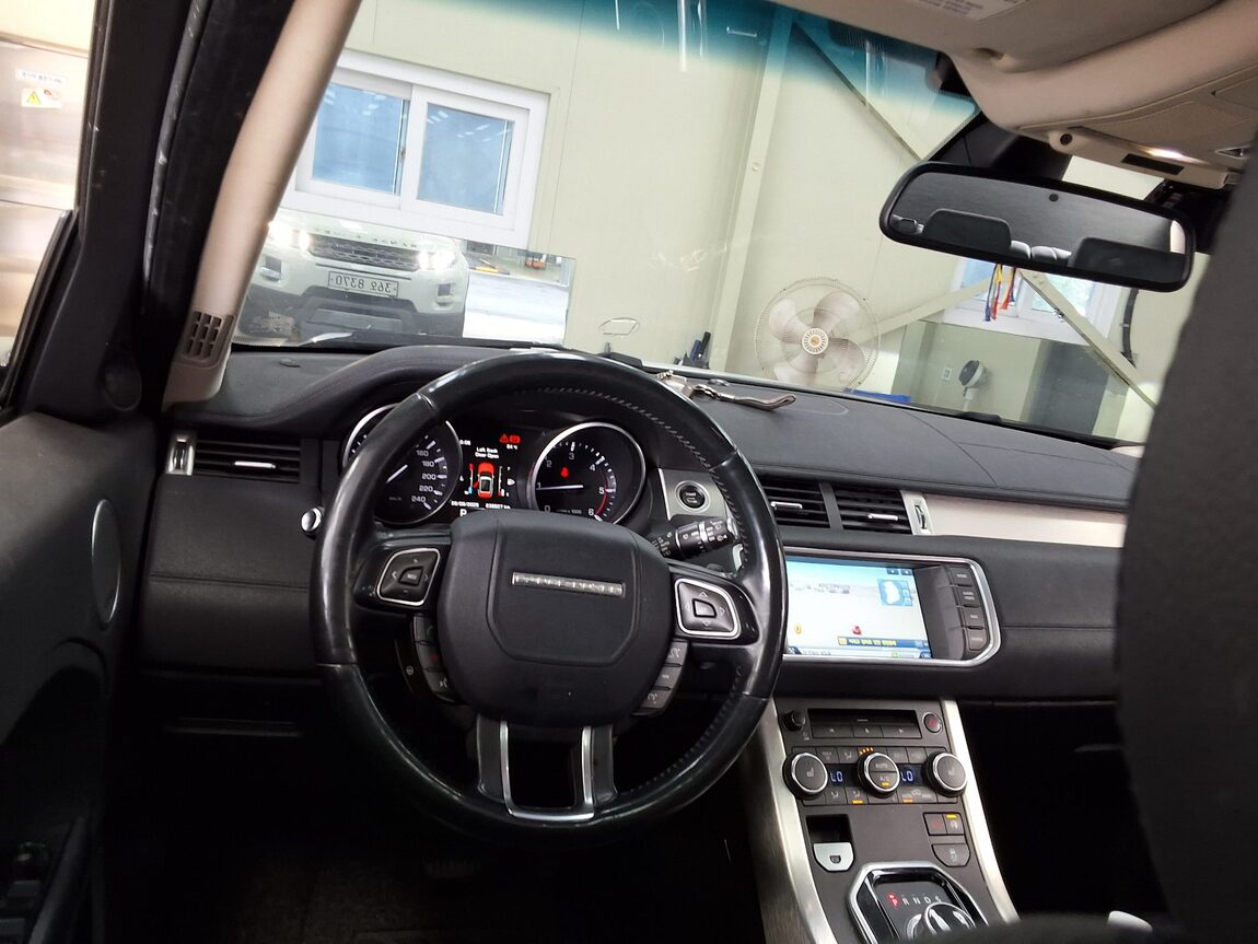 LAND ROVER RANGE ROVER EVOQUE 2.2 SD4 PURE 2014 - zdjęcie 12