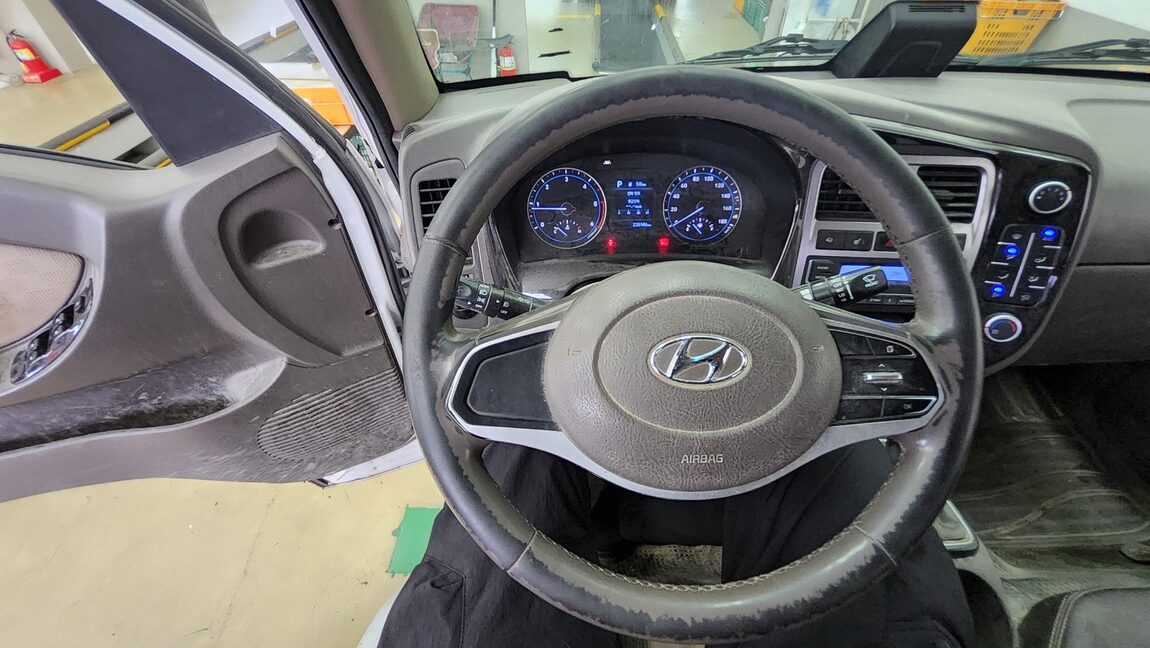 HYUNDAI PORTER II CRDi DOUBLE CAB EXTRA LONG WHEELBASE SMART 2022 - zdjęcie 17