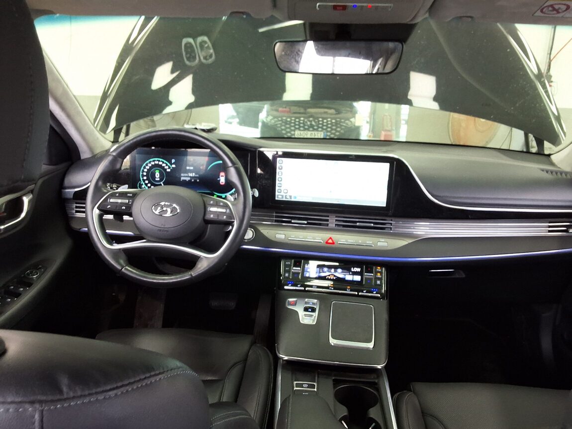 HYUNDAI THE NEW GRANDEUR IG HYBRID 2.4 HEV LE BLANC 2023 - zdjęcie 11
