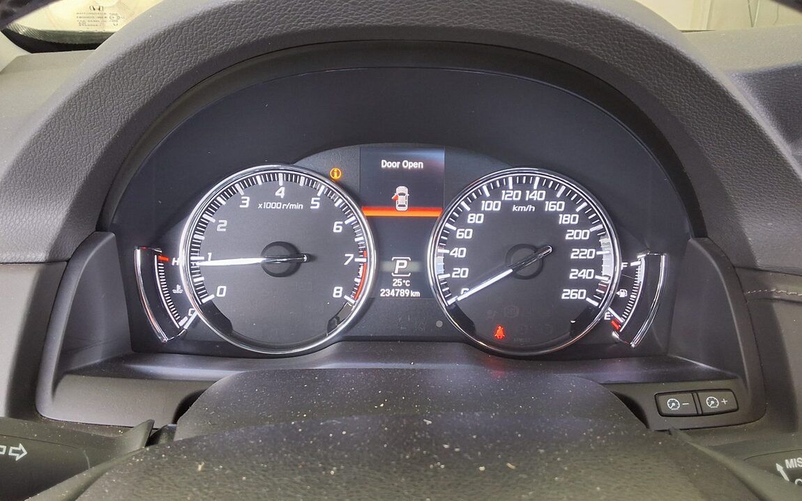 HONDA LEGEND (5TH GEN) 3.5 V6 2016 - zdjęcie 9