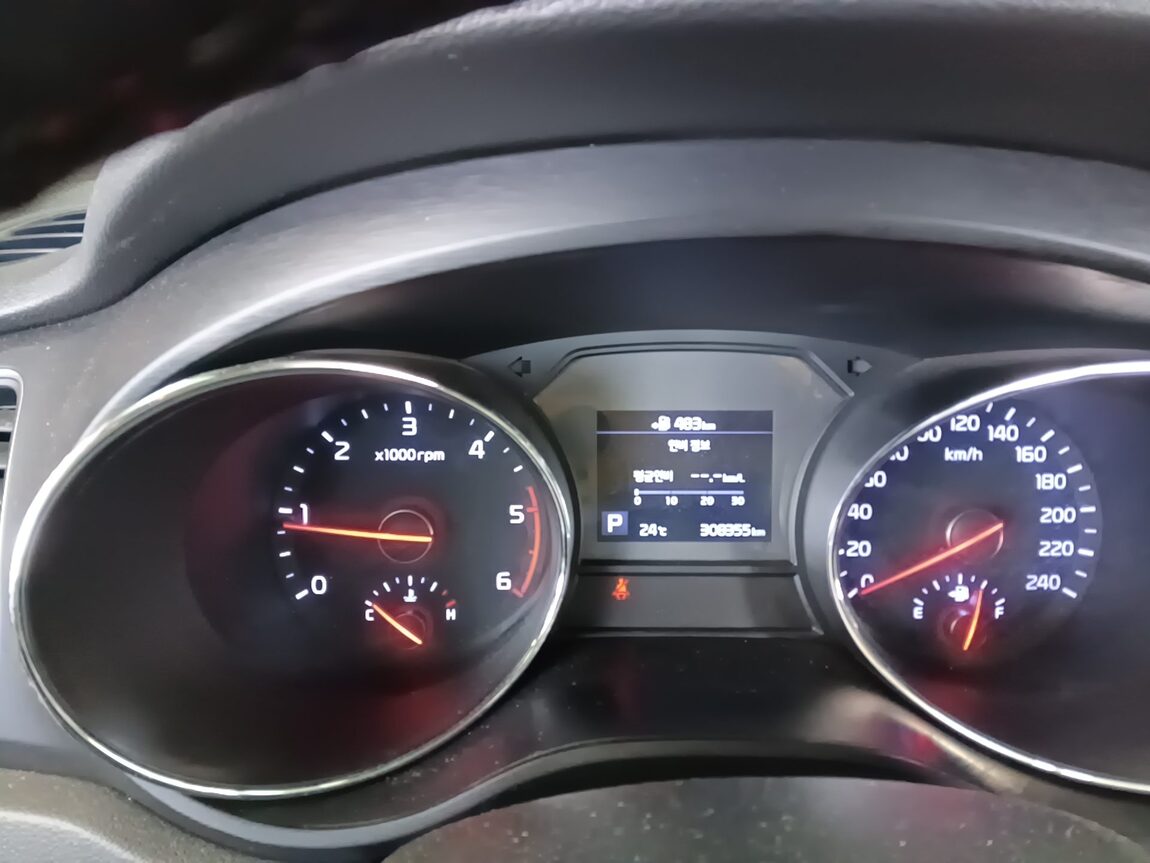 KIA THE NEW CARNIVAL 9-SEATER DIESEL LUXURY 2020 - zdjęcie 9