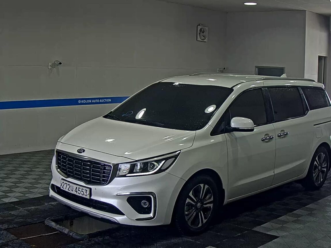 KIA THE NEW CARNIVAL 9-SEATER DIESEL LUXURY 2020 - zdjęcie 2