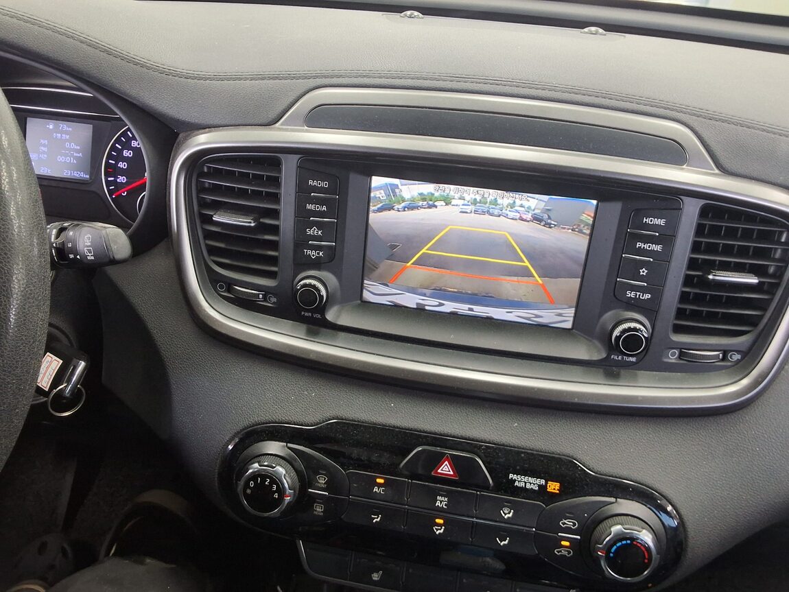 KIA THE NEW SORENTO DIESEL R2.0 2WD LUXURY 2020 - zdjęcie 18