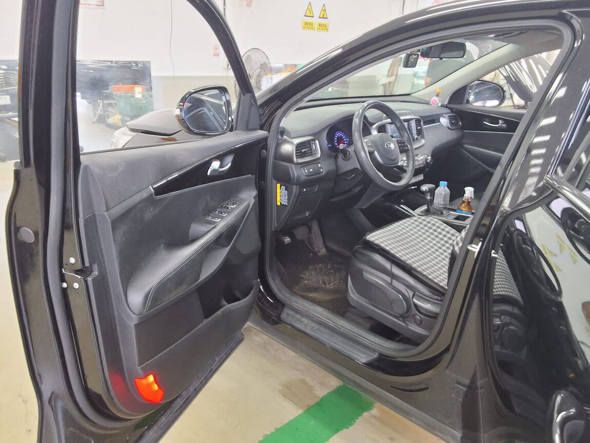 KIA THE NEW SORENTO DIESEL R2.0 2WD LUXURY 2020 - zdjęcie 10