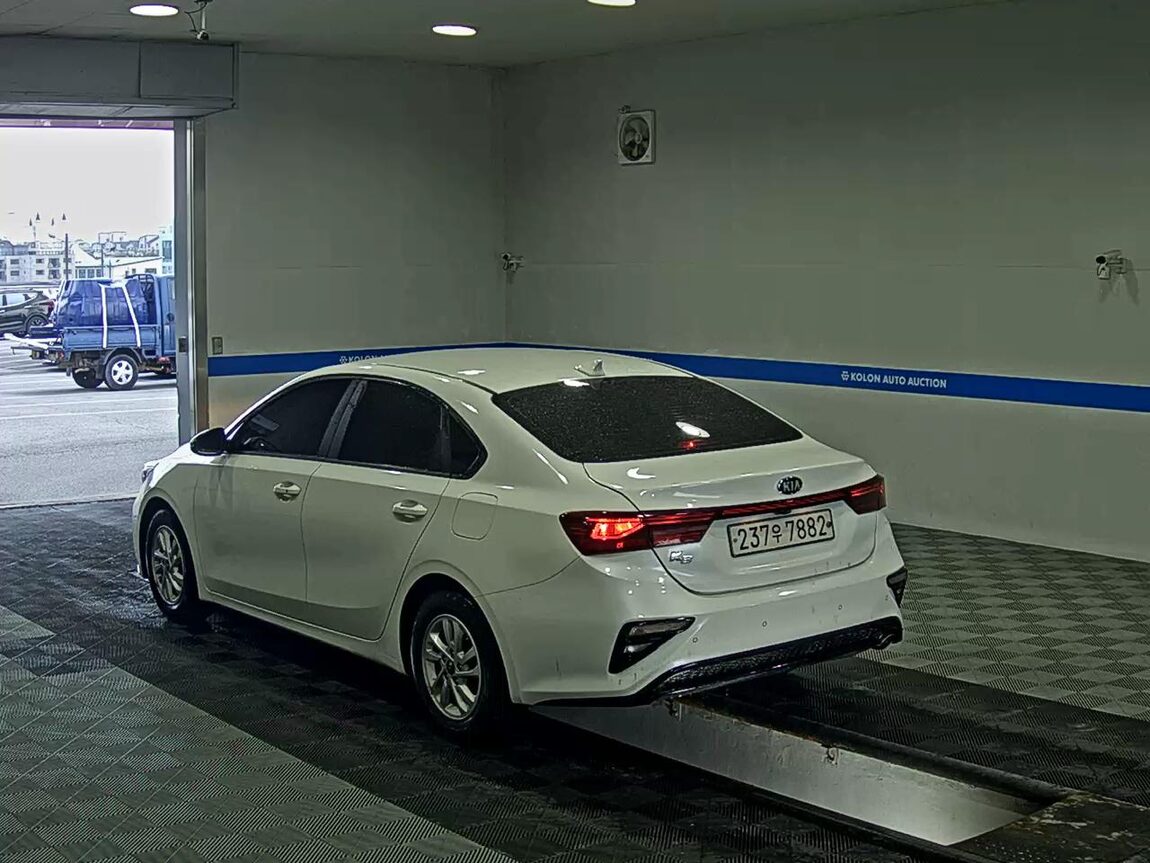 KIA ALL NEW K3 1.6 GASOLINE LUXURY 2019 - zdjęcie 6