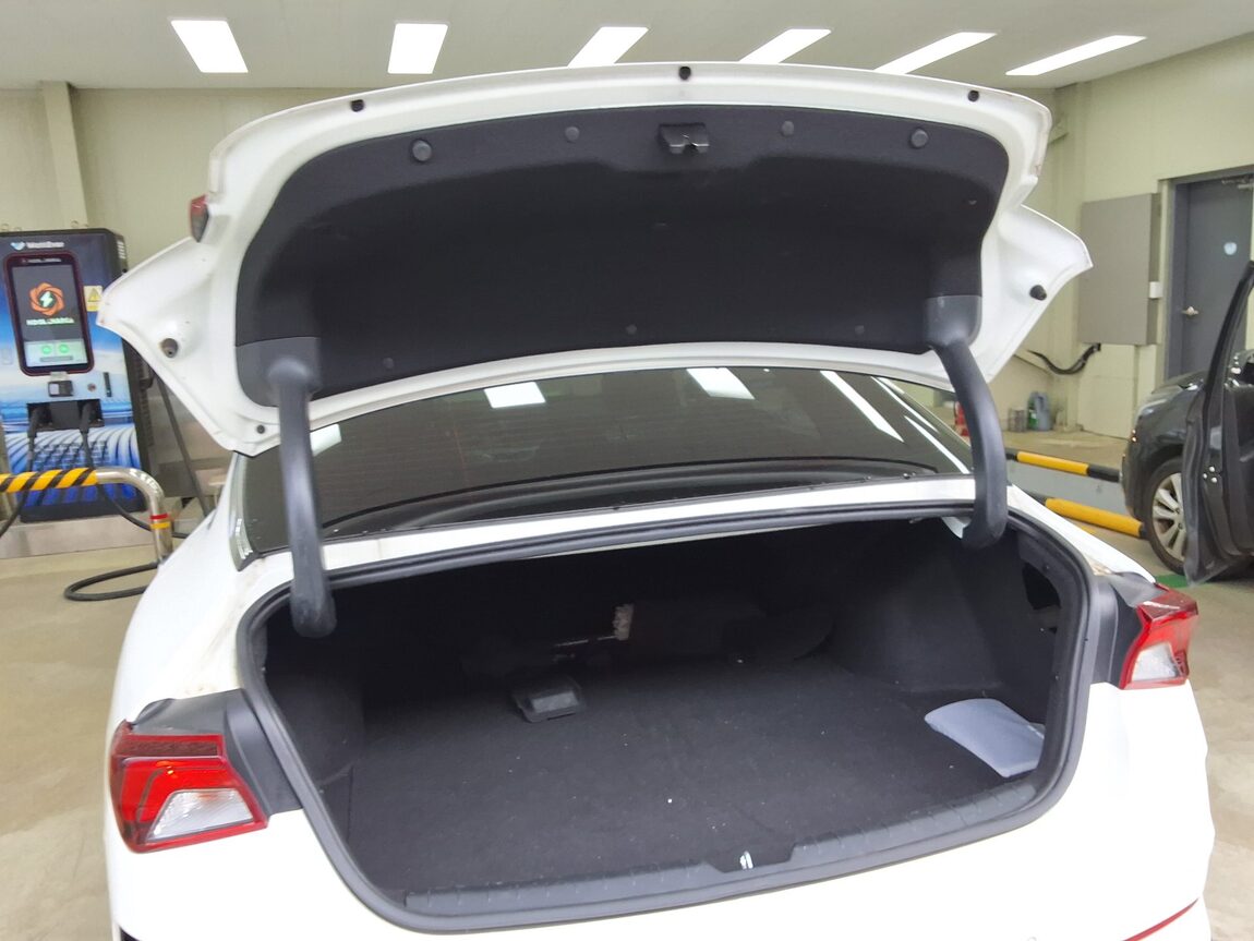 KIA NEW K5 (DL3) 2.0 LPI RENTAL CAR STANDARD 2022 - zdjęcie 16