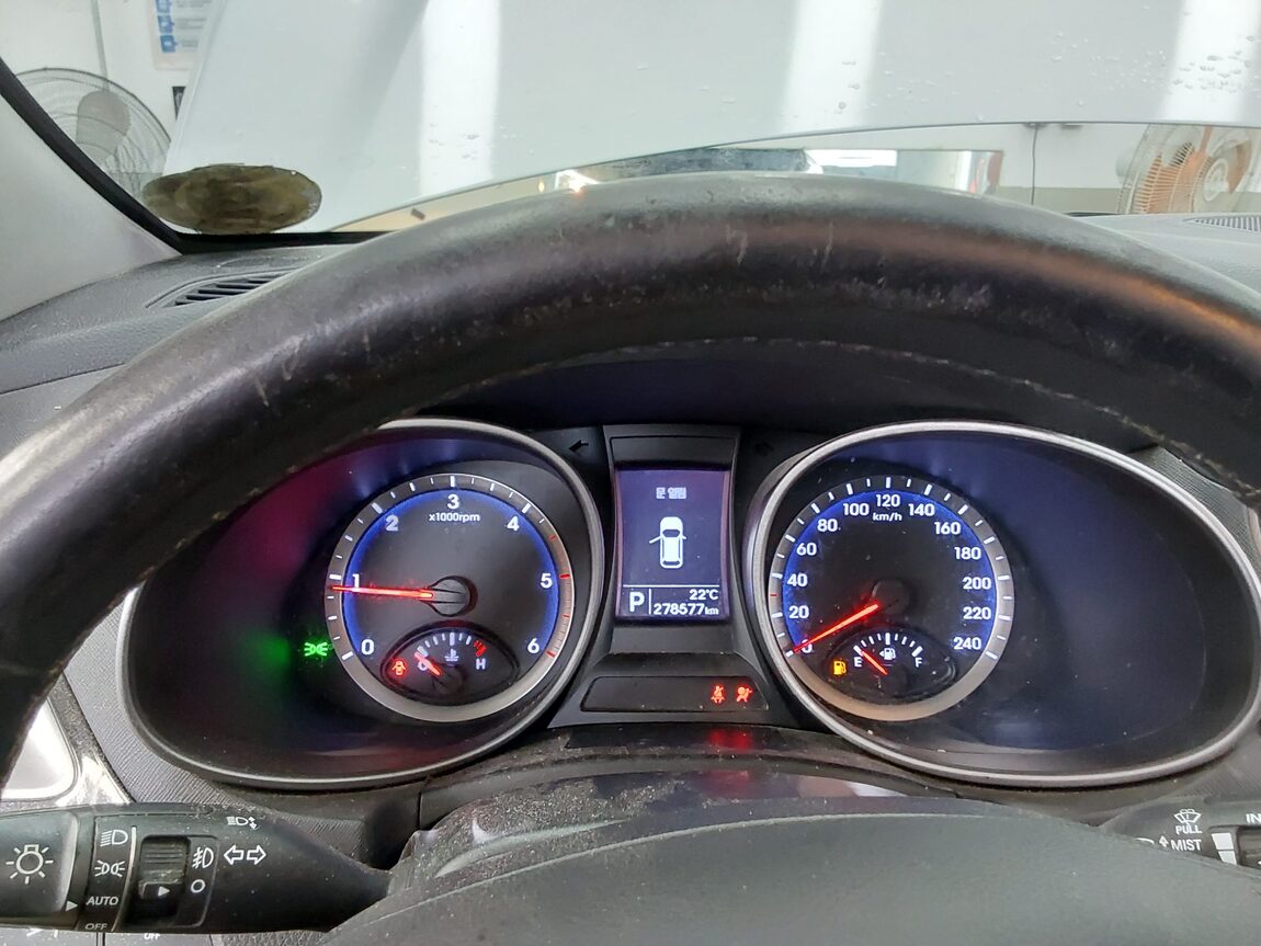 HYUNDAI SANTA FE (DM) DIESEL R2.0 2WD PREMIUM 2014 - zdjęcie 9