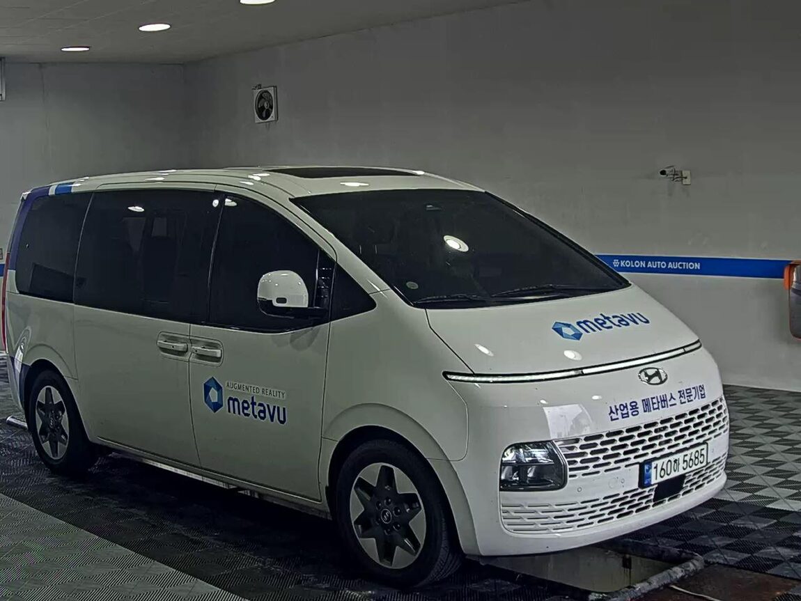 HYUNDAI STARIA 2.2 DIESEL TOURER 9-SEATER 2WD MODERN 2022 - zdjęcie 3
