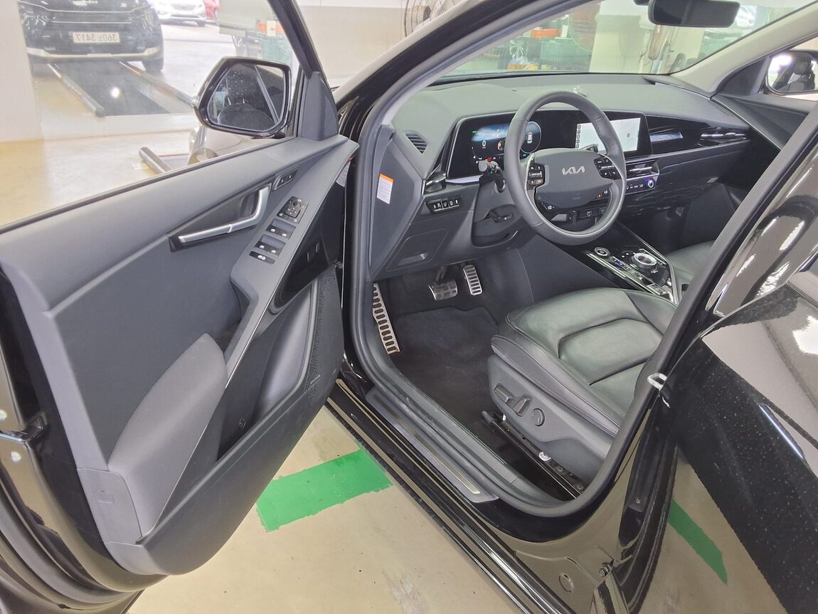 KIA THE ALL NEW NIRO 1.6 HEV SIGNATURE 2022 - zdjęcie 10