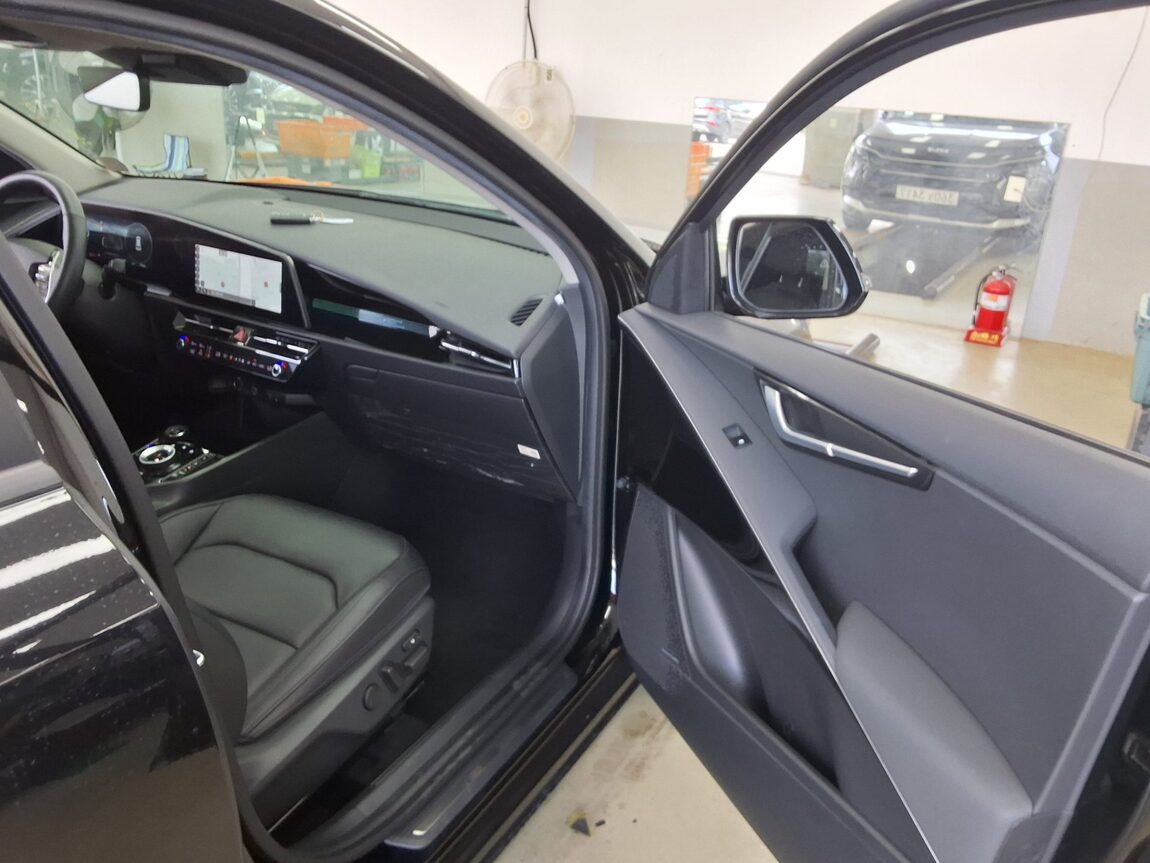 KIA THE ALL NEW NIRO 1.6 HEV SIGNATURE 2022 - zdjęcie 14